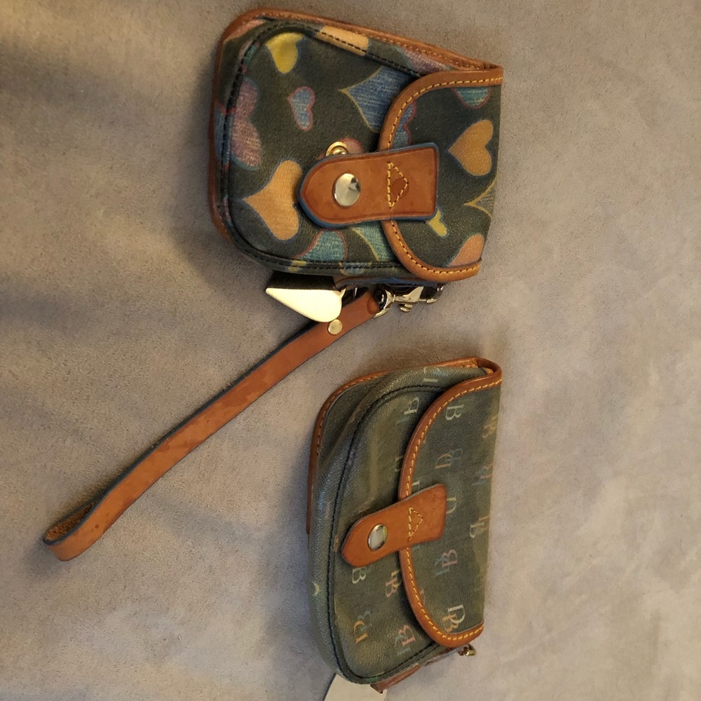 Dooney and Bourke wristlet